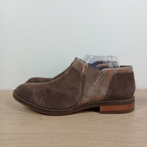 Clarks Ankle Boots Women 9.5 Brown Leather Chelsea Slip On Block Heel Casual